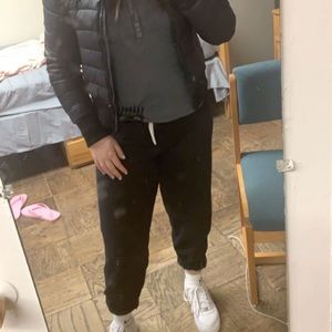 Meet your Posher, Yaya